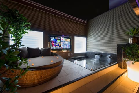 BBQ facilities, Balcony/Terrace, Spa and wellness centre/facilities, Bath