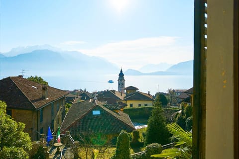 Neighbourhood, Winter, City view, Garden view, Lake view, Landmark view, Mountain view