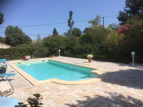 Studio indépendant calme pas loin du centre Apartment in Nimes