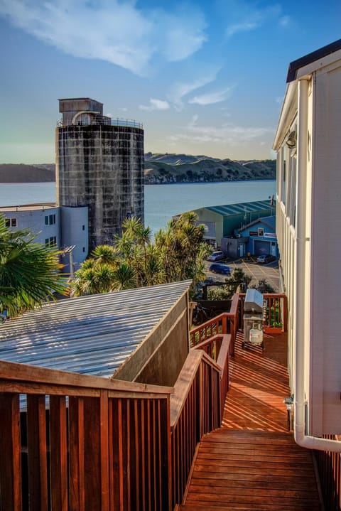 Journeys end Apartment in Raglan