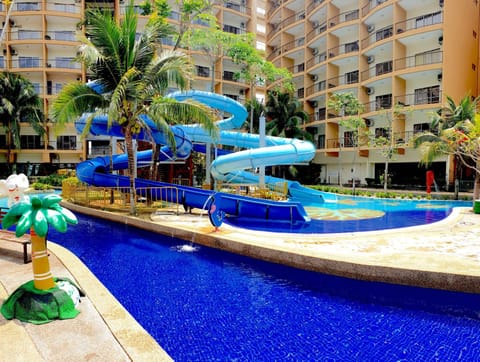 Aqua park
