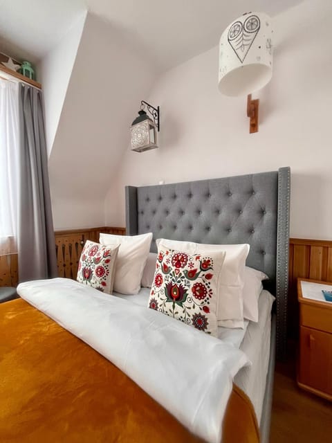 Bed, Other, Photo of the whole room