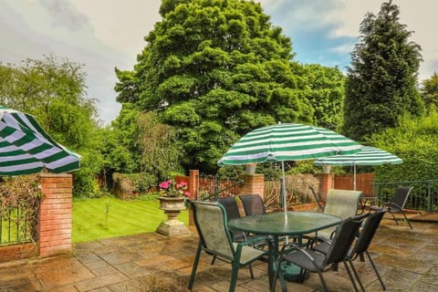 Westbourne Lodge Birmingham Nature lodge in Birmingham