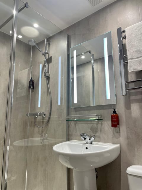 Shower, Bathroom