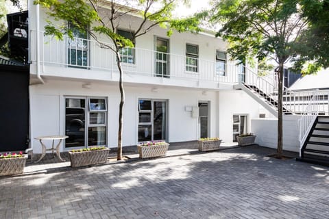 Property building, Area and facilities, Inner courtyard view, Parking