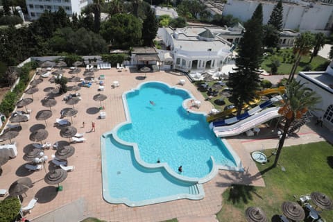 Bird's eye view, Swimming pool