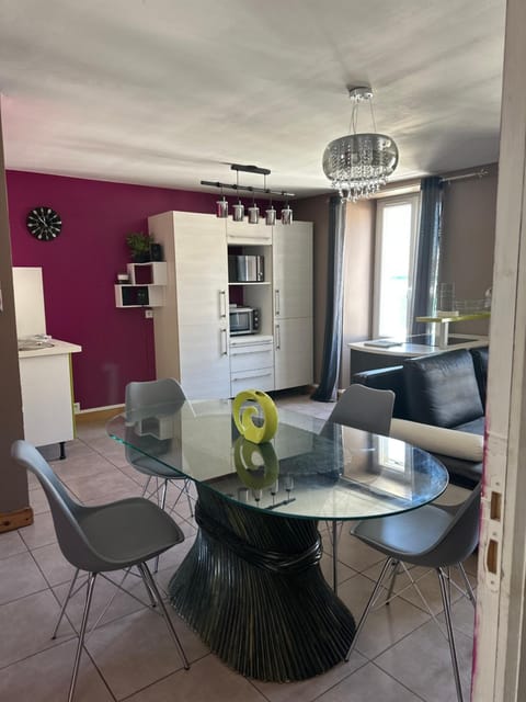 Appartement centre Granville Apartment in Granville