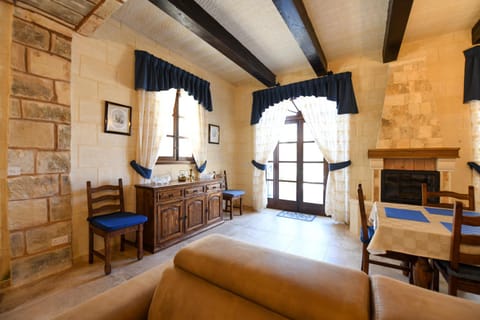 Ir- Razzett t'Indri Villa in Malta