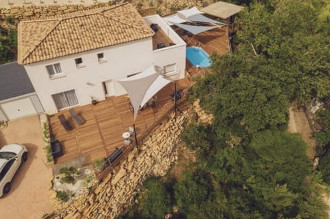 Property building, Facade/entrance, Neighbourhood, Bird's eye view