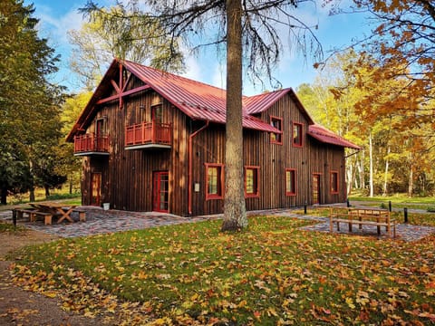 Property building, Natural landscape, Garden view
