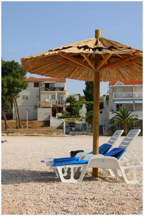 Facade/entrance, Beach