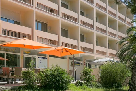 Property building, On site