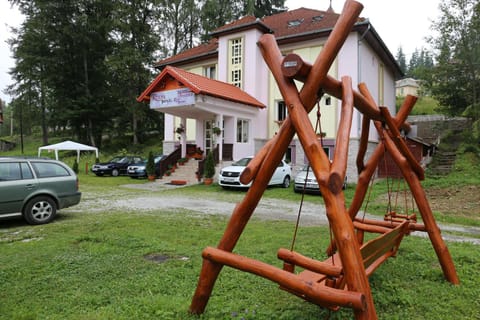 Garden, children
