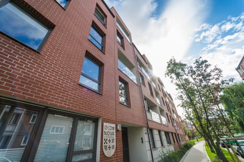 Property building, Day, Neighbourhood, Street view