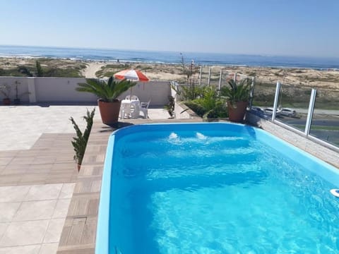 Day, View (from property/room), Balcony/Terrace, Pool view, Sea view, Swimming pool, sunbed