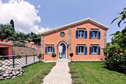 Property building, Day, Garden, Garden view