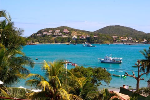 Mansão Frente à Praia da Ferradura com Sete Suítes House in Armacao dos Buzios