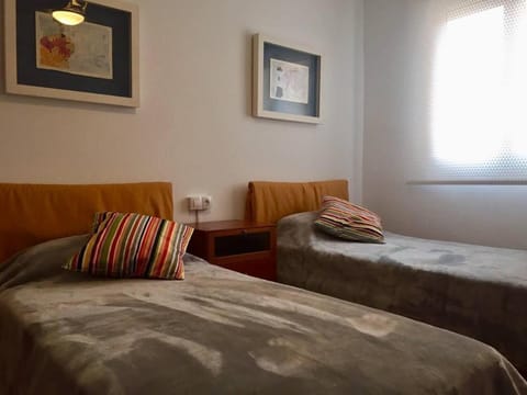 Apartamento en Universidad y cerca de la playa Apartment in Valencia