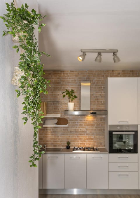 Kitchen or kitchenette, Decorative detail, Communal kitchen