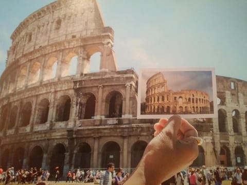 Nearby landmark, Landmark view, group of guests