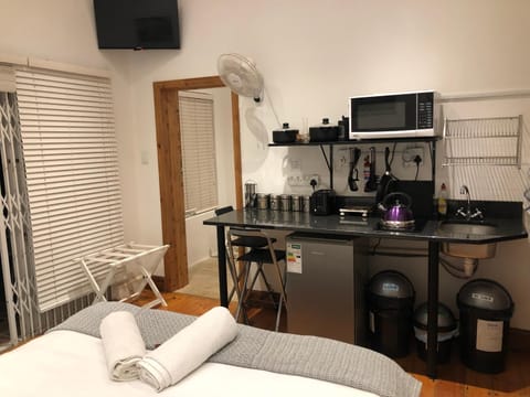 Coffee/tea facilities, Kitchen or kitchenette