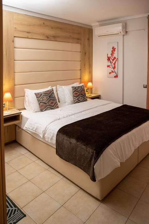 Seven Heaven Premium Suites Apartment in Thessaloniki