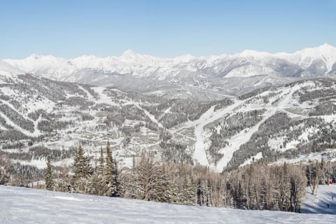 Beaverhead 1421 Apartment in Big Sky