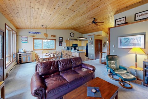 Hidden Village 20 Apartment in Big Sky