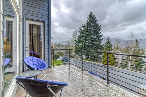 Clearwater Spring House in Hood River