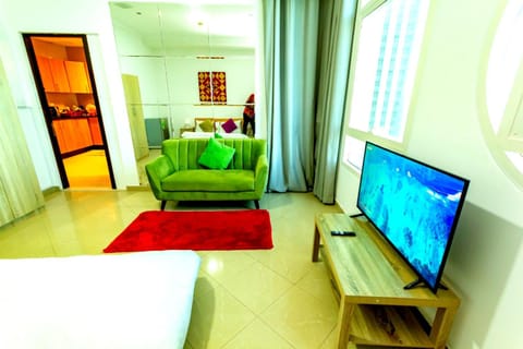 comfortable Rooms For Girls in Marina Dubai, the best offer Vacation rental in Dubai