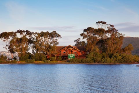 Property building, Lake view