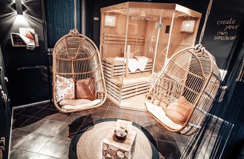 Holiday Home Wonderland with private Spa/Wellness Apartment in Trier-Saarburg