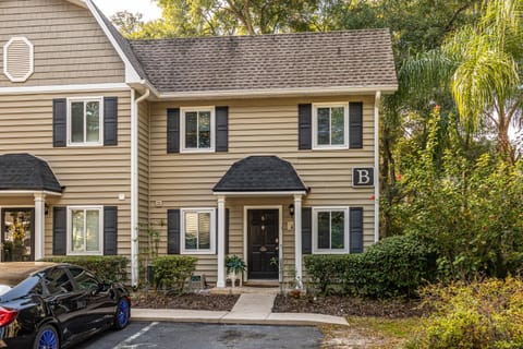 Ocean Walk B-6 House in Mallory Park