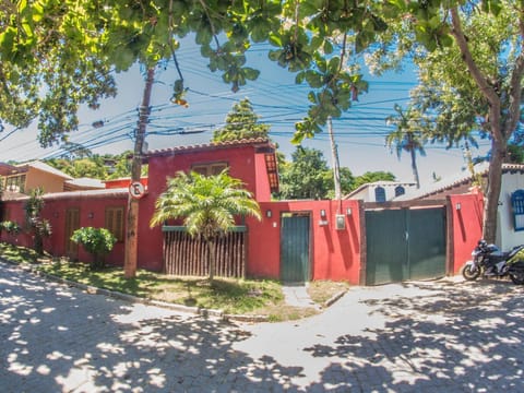 Pé na Areia da Praia dos Ossos e Seis Suítes Villa in Armacao dos Buzios
