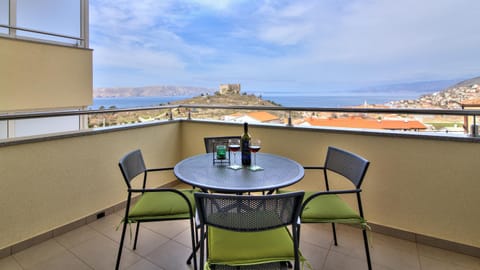 City view, Landmark view, Sea view