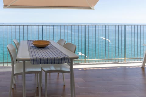 Natural landscape, View (from property/room), Balcony/Terrace, Sea view