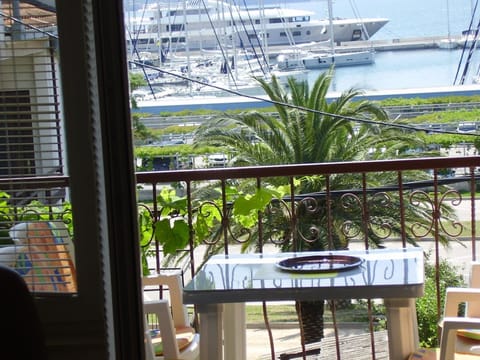 View (from property/room), Balcony/Terrace, Sea view