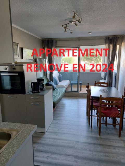 Communal lounge/ TV room, Dining area, pet friendly