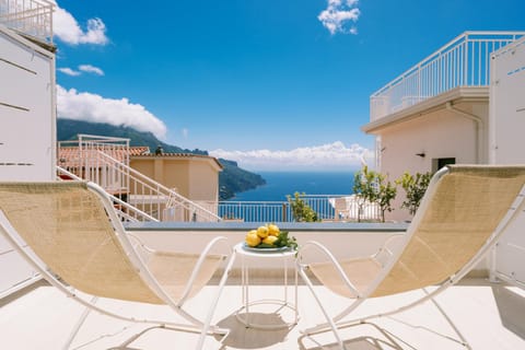 Patio, View (from property/room), Balcony/Terrace, Mountain view, Sea view