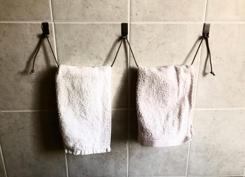 Bathroom, towels