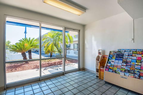 Lobby or reception, On site