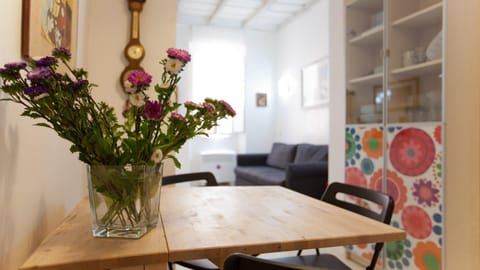 Decorative detail, Dining area