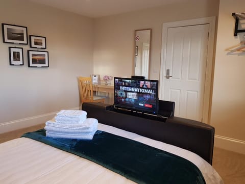 TV and multimedia, Bedroom