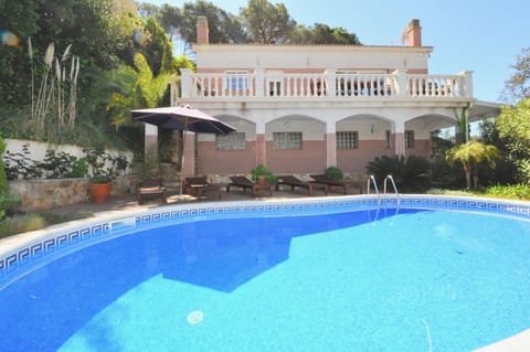 Property building, Pool view, Swimming pool