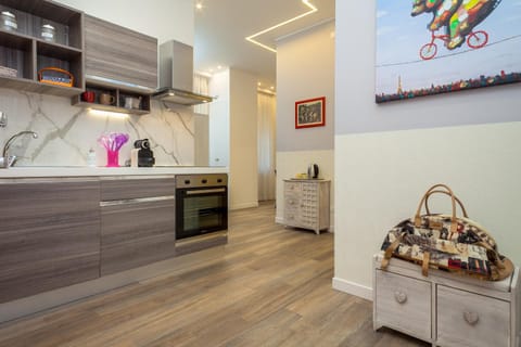 Kitchen or kitchenette, Living room, Dining area