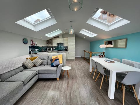 Seaside Escape in Westward Ho! 3-Bed Family Holiday Home with Sea Views House in Westward Ho