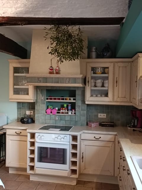 Le Relais du Malpas House in Wallonia, Belgium