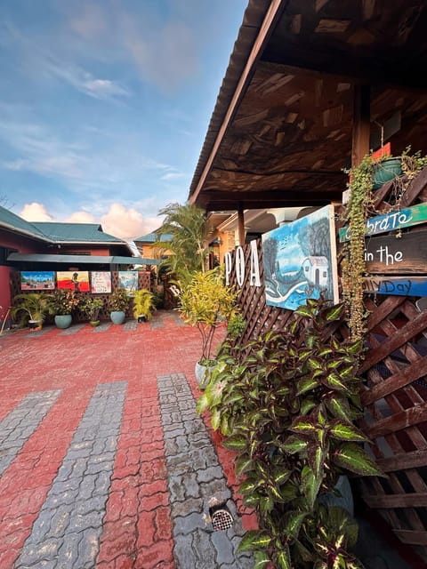 Property building, Day, Garden, Garden view