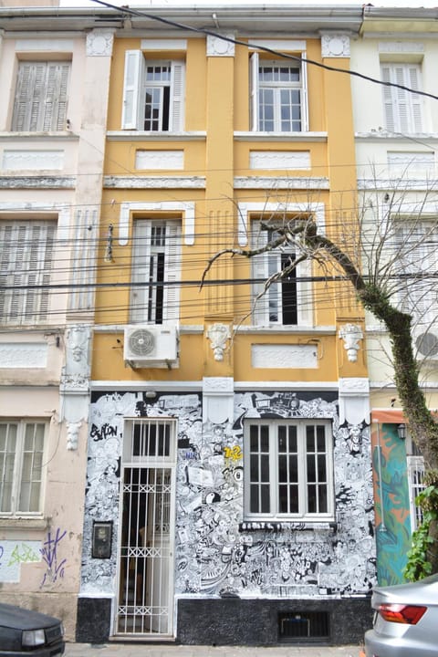 Property building, Facade/entrance, Day