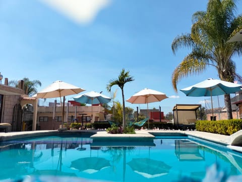 Pool view, Swimming pool